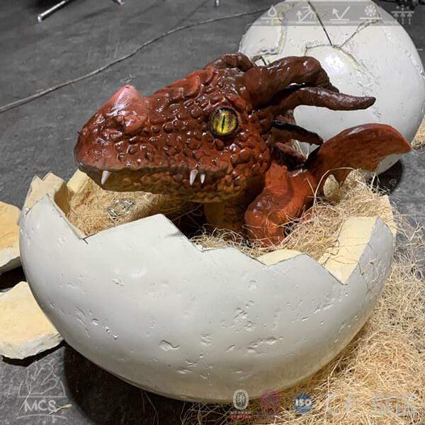 MCSDINO Egg and Puppet Animated Hatching Fire Dragon Egg-BB049